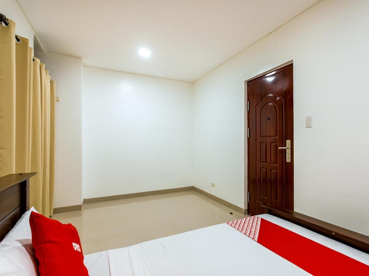 Oyo 831 Casa Maria Hotel Manila Luaran gambar