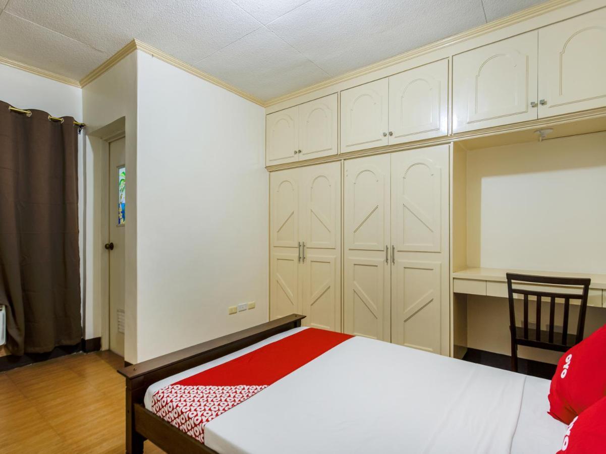 Oyo 831 Casa Maria Hotel Manila Luaran gambar