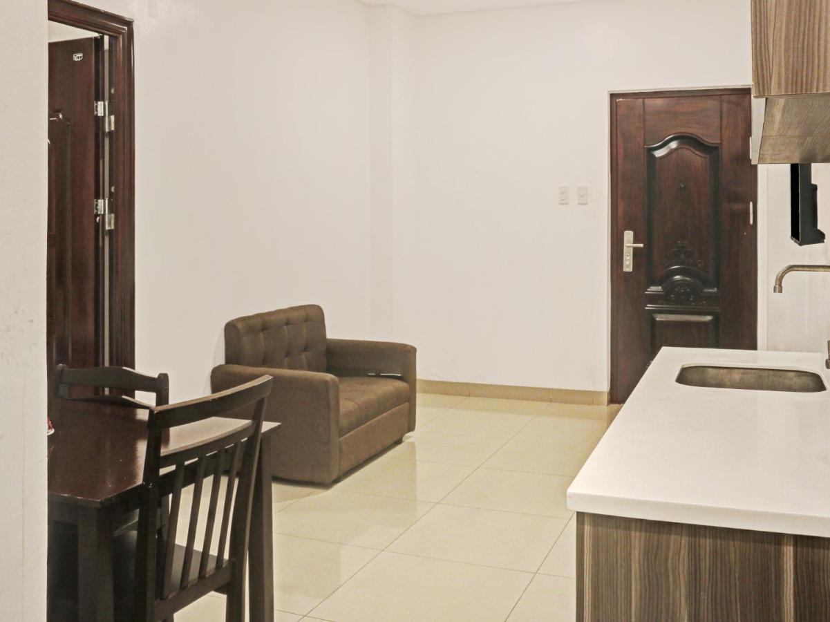 Oyo 831 Casa Maria Hotel Manila Luaran gambar