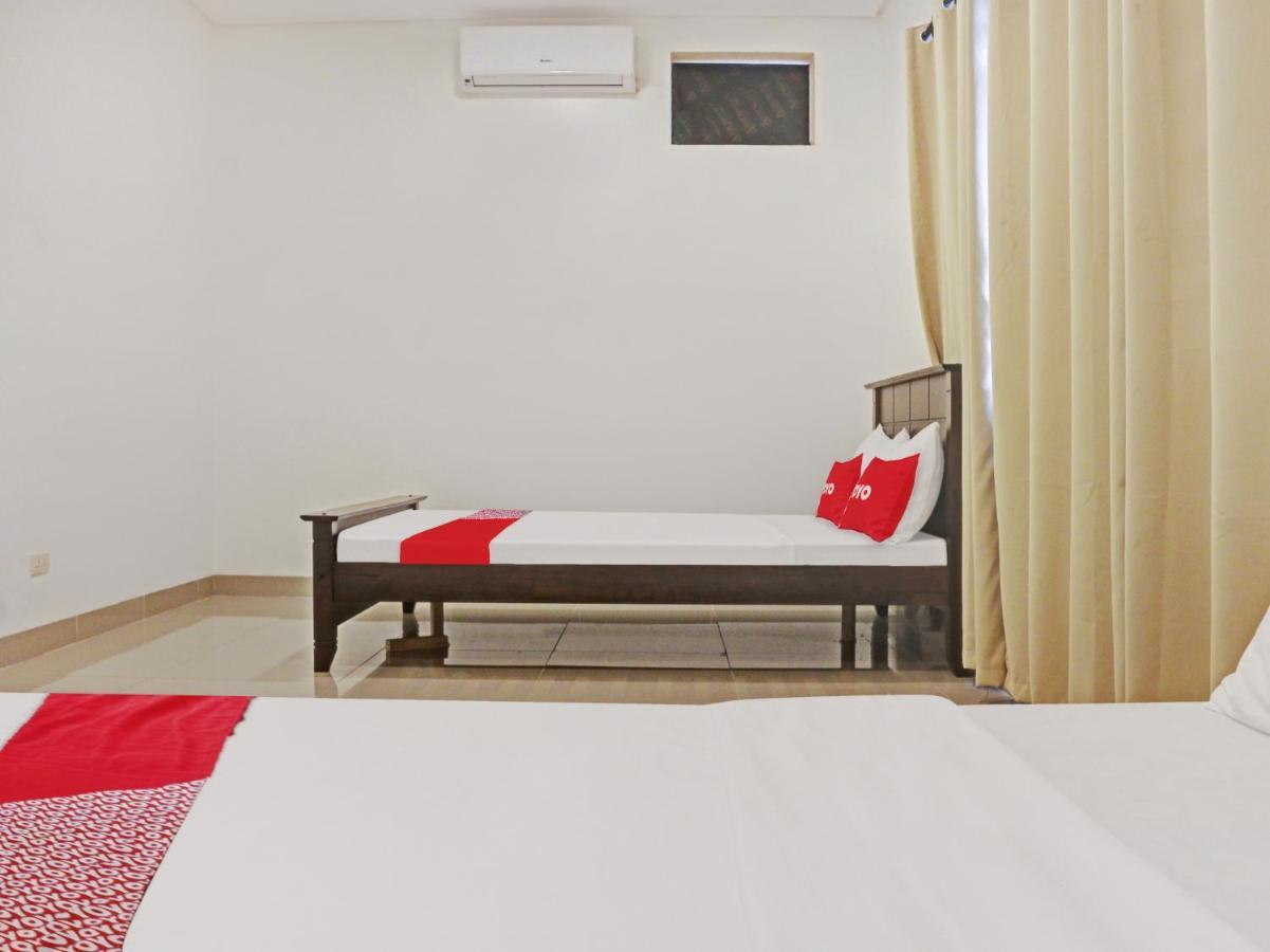 Oyo 831 Casa Maria Hotel Manila Luaran gambar